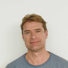 Photo of workshop facilitator